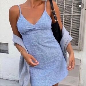 Brandy Melville Amara Dress, Great condition, Simple cute dress